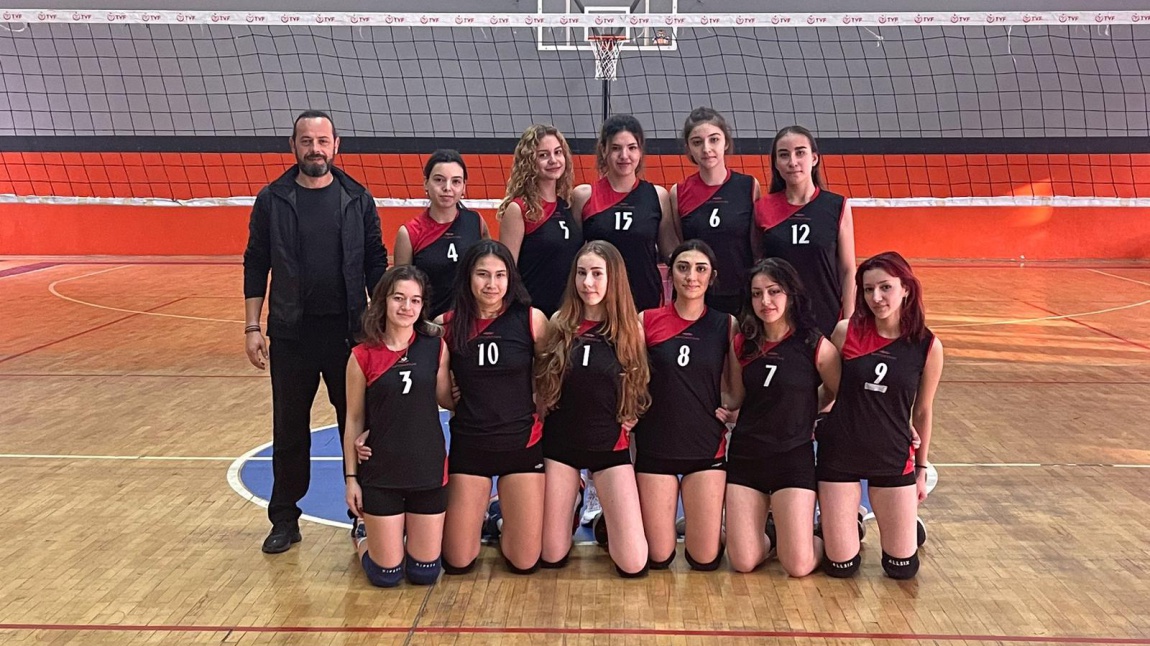 Genç kızlar Bursa voleybol şampiyonası